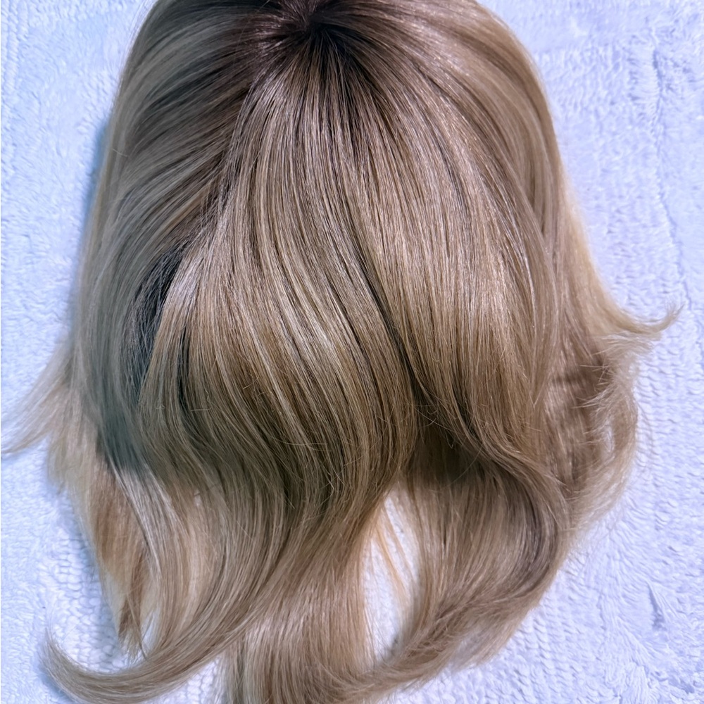 Jon renau HD Fiber Hair Topper in Shaded Praline